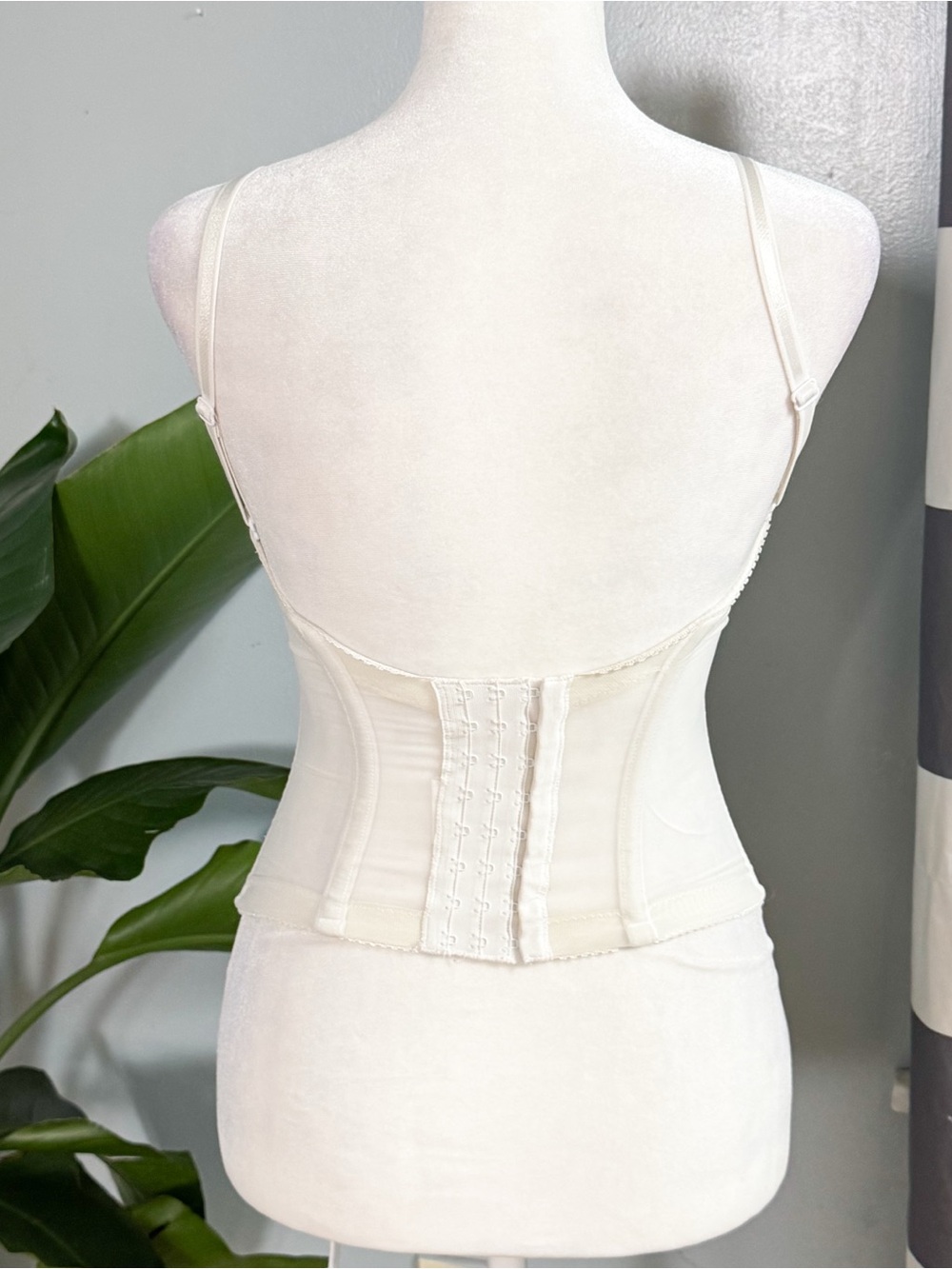 David’s Bridal White Bustier Corset Bra 34B Removable Straps Bridal Lingerie - Picture 4 of 10